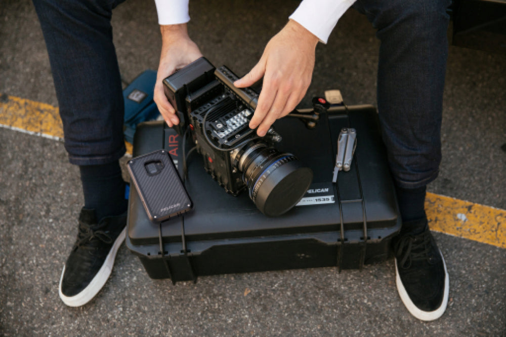 Foam / Black 1535 Camera