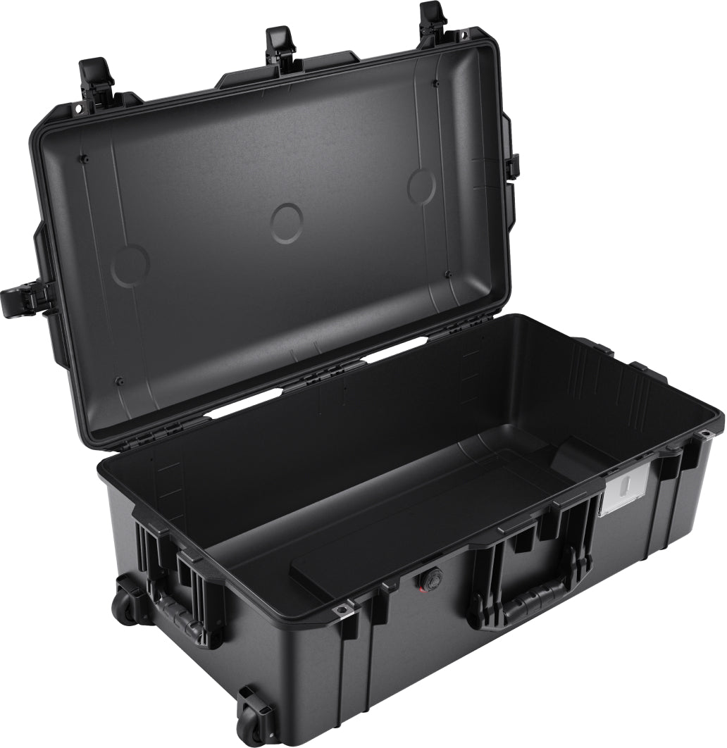 No Foam / Black Pelican 1615 Case Open