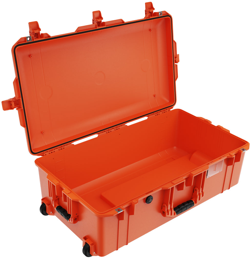No Foam / Orange Pelican 1615 Case Open